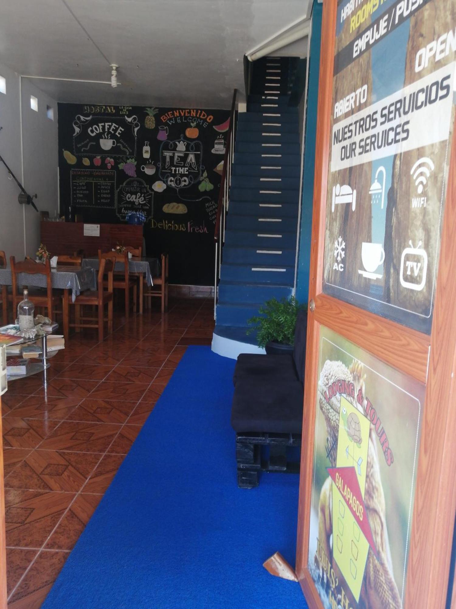 Hostal La Casa De Luis Puerto Baquerizo Moreno Exterior foto
