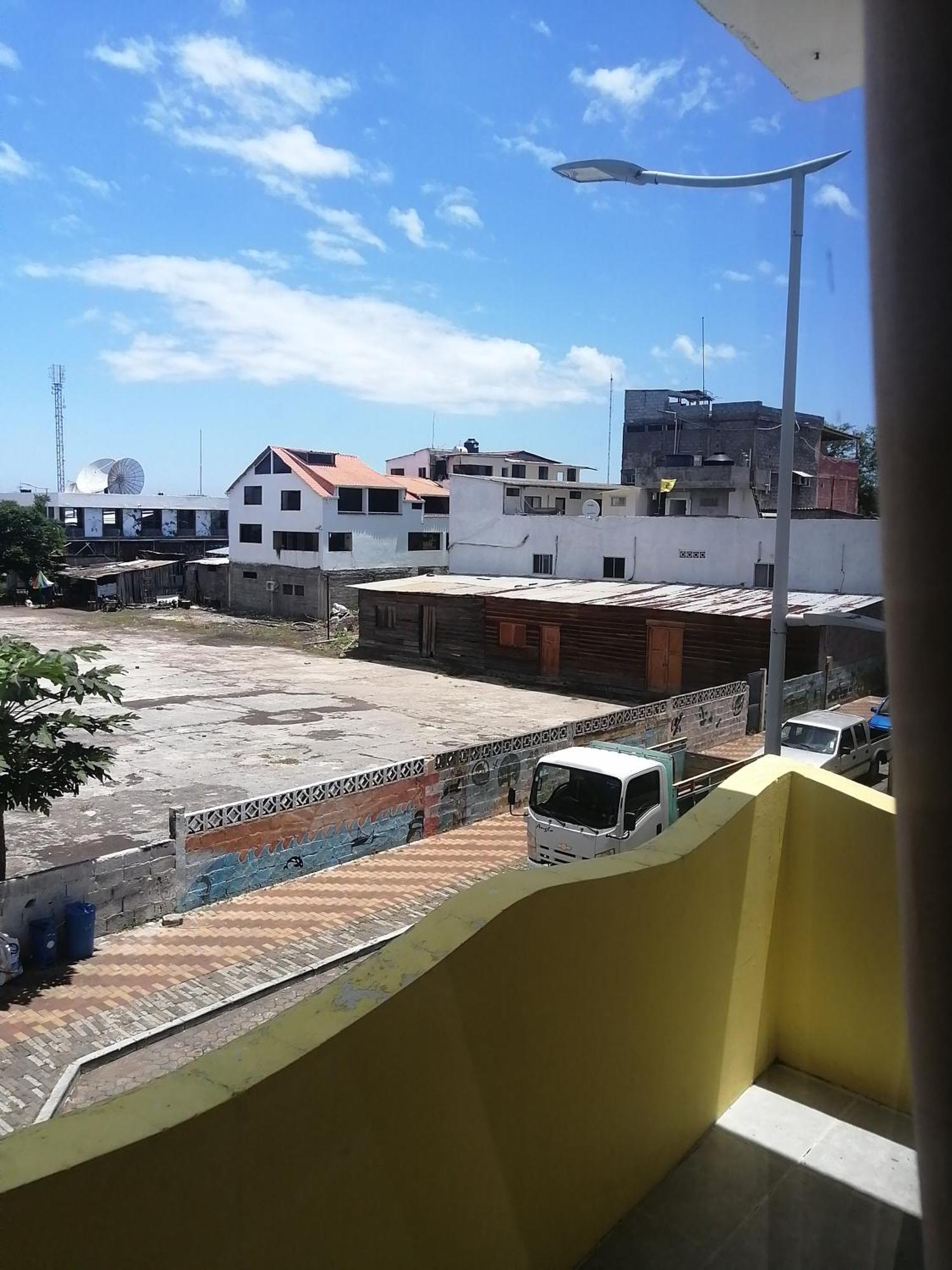 Hostal La Casa De Luis Puerto Baquerizo Moreno Exterior foto
